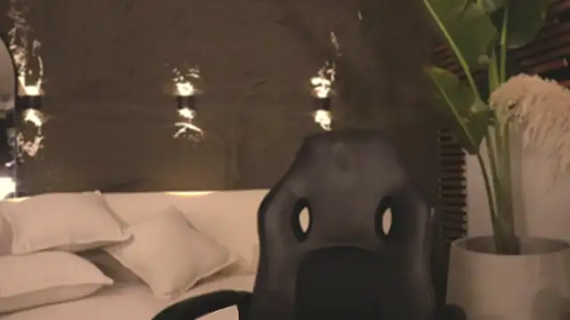 Logan Varela online show from February 2025 09:54:01 PM