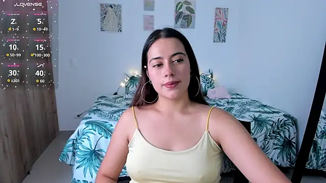 Snapshot of Agatha_Vixen chatting on November 2025 07:27:02 PM Agatha Vixen online show from November 2025 07:27:02 PM