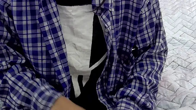 yourcuteneighbourr online show from February 2026 02:54:01 AM