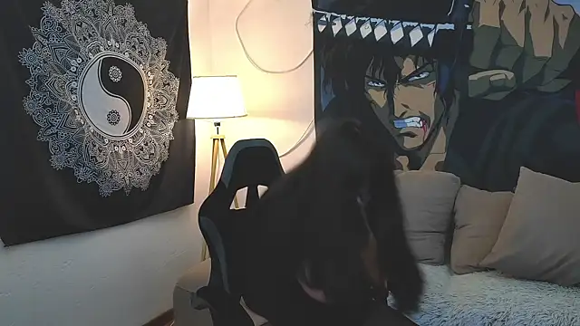 Snapshot of LeyaKan chatting on February 2025 10:32:01 PM LeyaKan online show from February 2025 10:32:01 PM