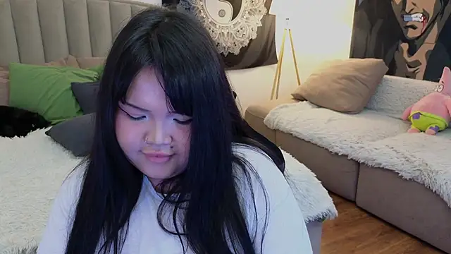 Snapshot of LeyaKan chatting on March 2025 10:58:01 PM LeyaKan online show from March 2025 10:58:01 PM