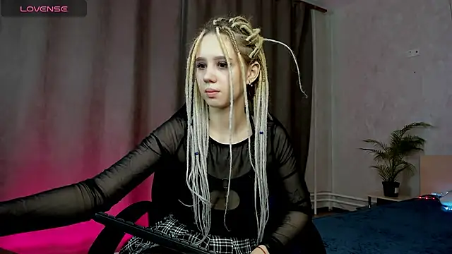 Valerie Woods online show from December 2024 07:03:01 AM