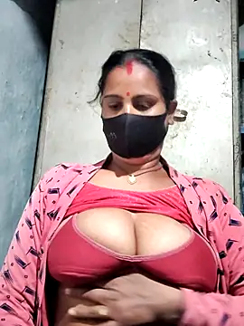 Snapshot of Hey_Ziya chatting on November 2025 11:03:01 PM Hey Ziya online show from November 2025 11:03:01 PM