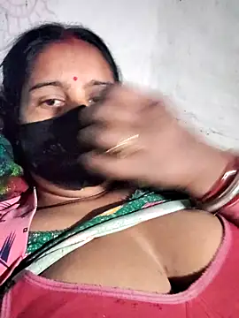 Snapshot of Hey_Ziya chatting on December 2025 03:21:01 PM Hey Ziya online show from December 2025 03:21:01 PM