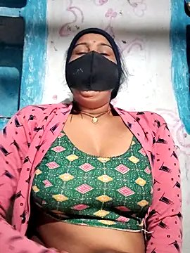 Snapshot of Hey_Ziya chatting on December 2025 08:47:02 PM Hey Ziya online show from December 2025 08:47:02 PM