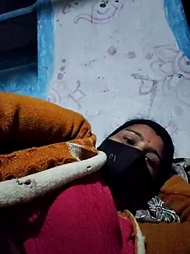 Snapshot of Hey_Ziya chatting on December 2025 10:36:01 PM Hey Ziya online show from December 2025 10:36:01 PM