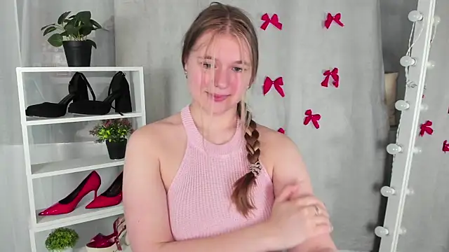 Rebecca Kelly online show from January 2025 09:40:01 PM