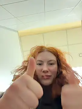 Snapshot of Liv_Fay chatting on February 2026 01:05:02 PM Liv Fay online show from February 2026 01:05:02 PM