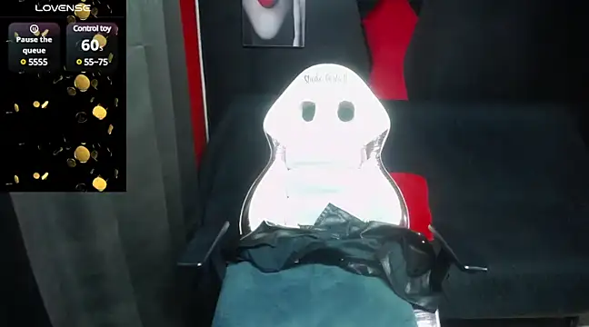 Snapshot of sailor_moon07 chatting on February 2025 05:48:01 AM sailor moon07 online show from February 2025 05:48:01 AM