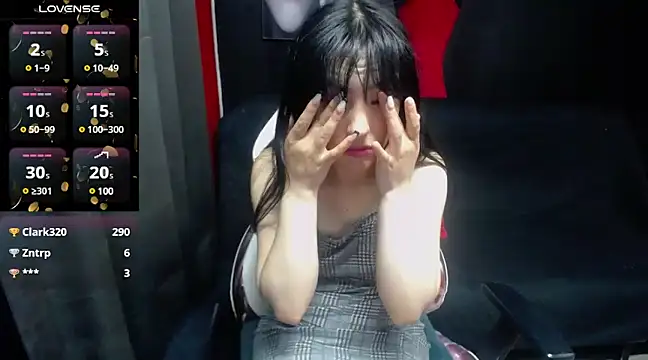 Snapshot of sailor_moon07 chatting on February 2025 10:52:02 PM sailor moon07 online show from February 2025 10:52:02 PM