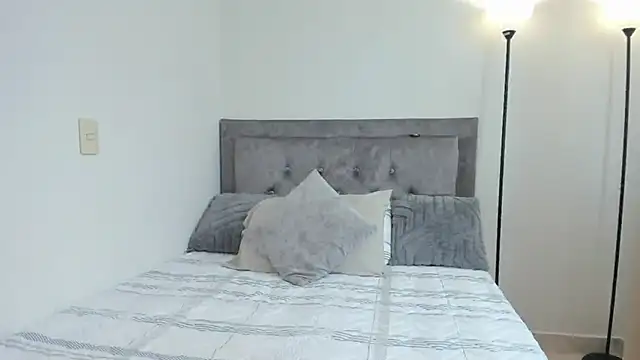 DarlinJones online show from December 2024 04:10:01 PM