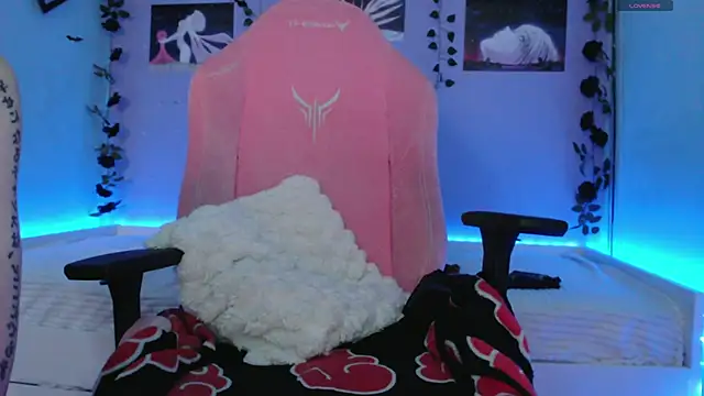 Snapshot of Scarlettsrorm chatting on March 2025 08:26:01 AM Scarlettsrorm online show from March 2025 08:26:01 AM