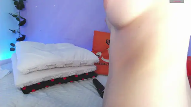 Snapshot of Scarlettsrorm chatting on October 2025 05:17:02 AM Scarlettsrorm online show from October 2025 05:17:02 AM