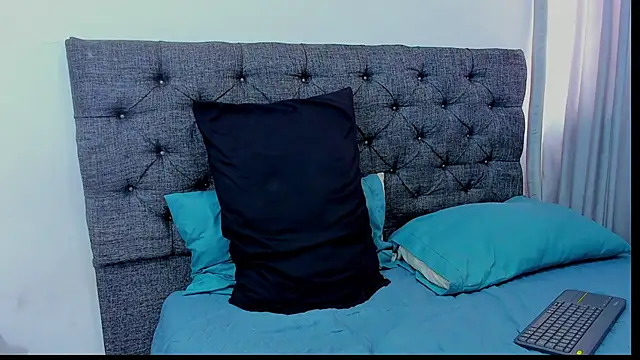 Snapshot of dominic_smith_ chatting on December 2024 06:42:01 PM dominic smith online show from December 2024 06:42:01 PM