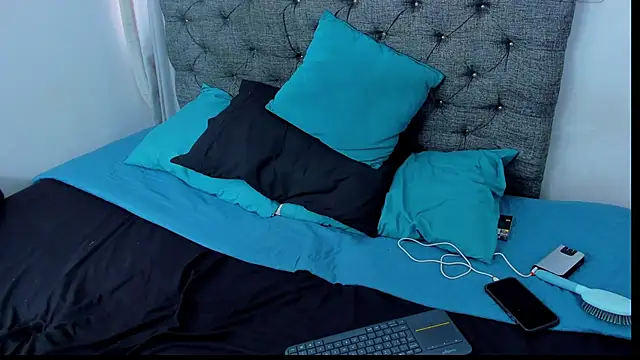 Snapshot of dominic_smith_ chatting on December 2024 09:52:02 PM dominic smith online show from December 2024 09:52:02 PM