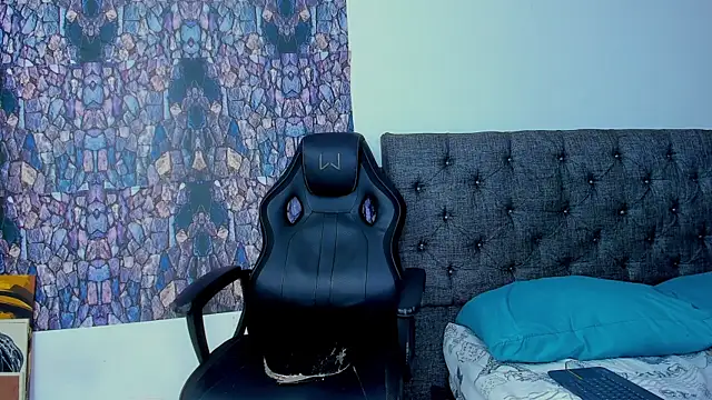 Snapshot of dominic_smith_ chatting on February 2025 02:20:02 AM dominic smith online show from February 2025 02:20:02 AM