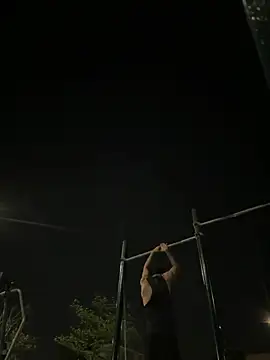 Snapshot of dominic_smith_ chatting on February 2025 04:04:01 AM dominic smith online show from February 2025 04:04:01 AM