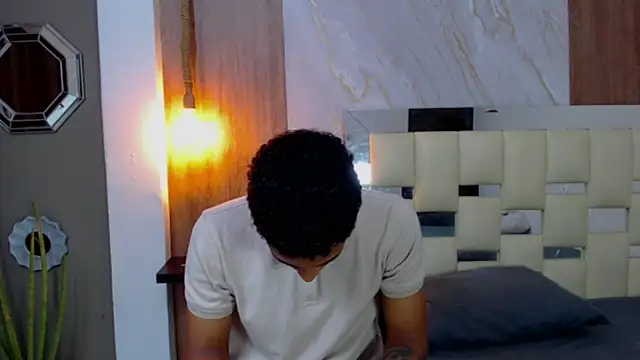 Snapshot of dominic_smith_ chatting on March 2025 12:15:02 AM dominic smith online show from March 2025 12:15:02 AM