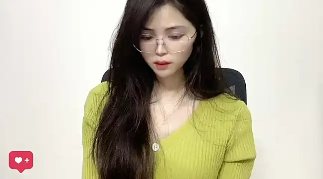 Snapshot of ---MIA--- chatting on February 2025 12:36:02 PM ---MIA--- online show from February 2025 12:36:02 PM