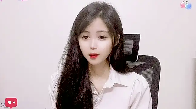 Snapshot of ---MIA--- chatting on March 2025 04:18:02 PM ---MIA--- online show from March 2025 04:18:02 PM