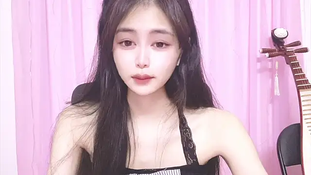 Snapshot of ---MIA--- chatting on October 2025 02:27:01 PM ---MIA--- online show from October 2025 02:27:01 PM