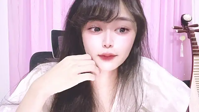 Snapshot of ---MIA--- chatting on October 2025 02:07:02 PM ---MIA--- online show from October 2025 02:07:02 PM