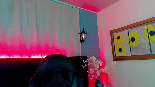 Snapshot of Nikita_Gers chatting on January 2025 04:04:01 AM Nikita Gers online show from January 2025 04:04:01 AM