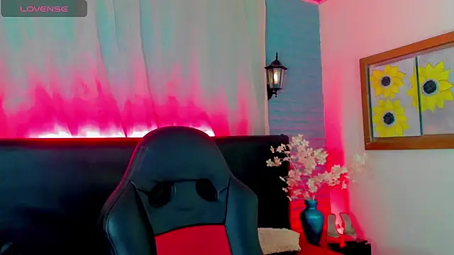 Snapshot of Nikita_Gers chatting on January 2025 03:12:02 AM Nikita Gers online show from January 2025 03:12:02 AM