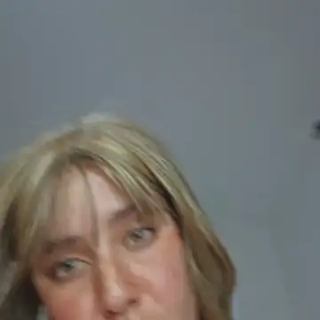 Snapshot of Massa8 chatting on November 2025 11:10:01 PM Massa8 online show from November 2025 11:10:01 PM