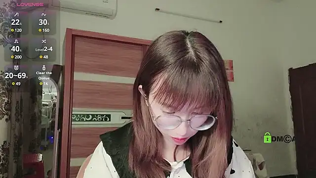 Lili 666 online show from February 2025 04:47:01 PM