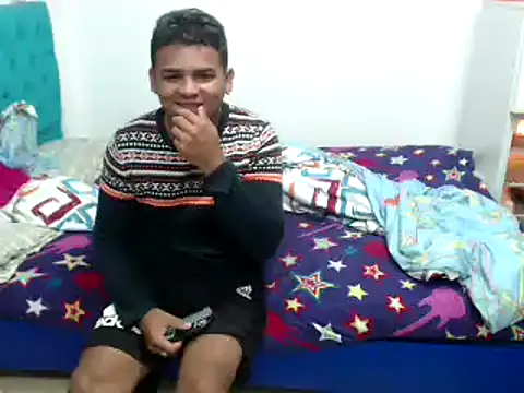 Snapshot of Boycuriousxxx chatting on February 2025 10:59:01 AM Boycuriousxxx online show from February 2025 10:59:01 AM