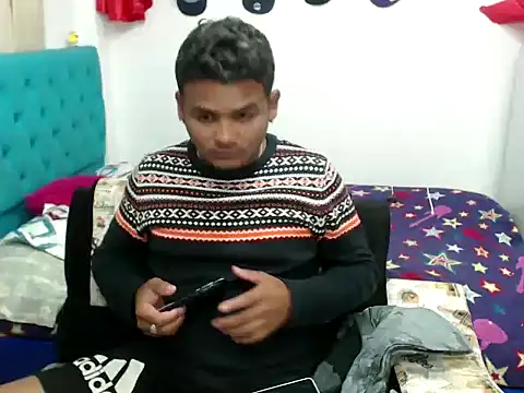 Snapshot of Boycuriousxxx chatting on February 2025 02:27:02 PM Boycuriousxxx online show from February 2025 02:27:02 PM