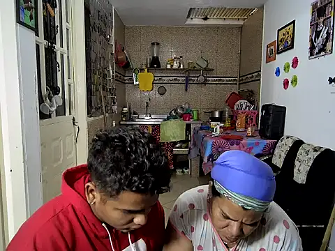 Snapshot of Boycuriousxxx chatting on February 2025 12:52:02 PM Boycuriousxxx online show from February 2025 12:52:02 PM