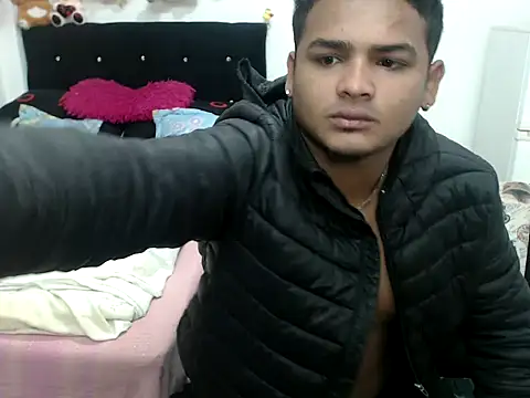 Snapshot of Boycuriousxxx chatting on March 2025 11:08:02 AM Boycuriousxxx online show from March 2025 11:08:02 AM