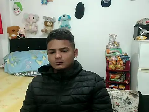 Snapshot of Boycuriousxxx chatting on March 2025 11:55:02 AM Boycuriousxxx online show from March 2025 11:55:02 AM