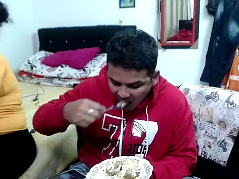 Snapshot of Boycuriousxxx chatting on September 2025 12:48:01 PM Boycuriousxxx online show from September 2025 12:48:01 PM