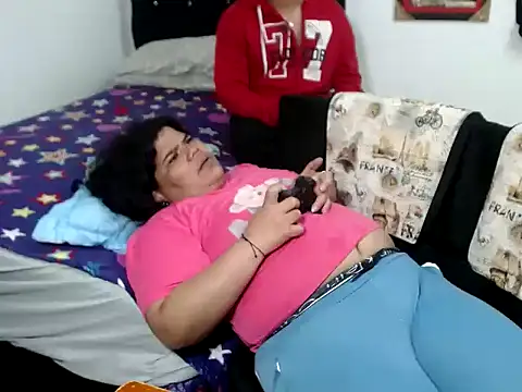 Snapshot of Boycuriousxxx chatting on October 2025 11:27:02 PM Boycuriousxxx online show from October 2025 11:27:02 PM