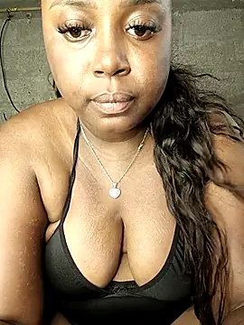 Chleo   online show from February 2025 09:10:01 PM