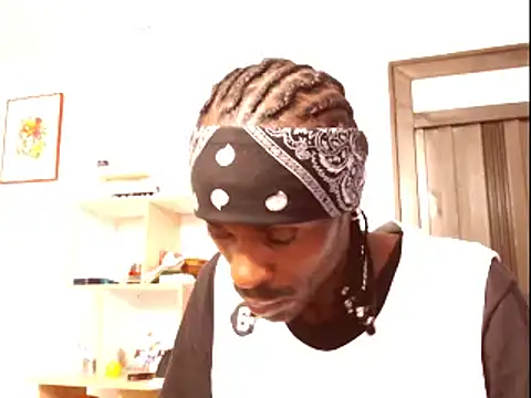 Snapshot of phillip-hot chatting on December 2024 10:03:02 PM phillip-hot online show from December 2024 10:03:02 PM