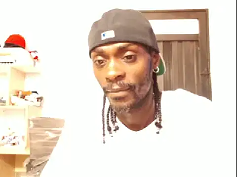 Snapshot of phillip-hot chatting on January 2025 08:59:01 PM phillip-hot online show from January 2025 08:59:01 PM