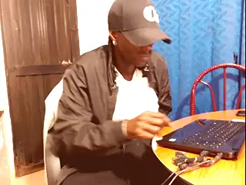 Snapshot of phillip-hot chatting on January 2025 02:36:01 AM phillip-hot online show from January 2025 02:36:01 AM