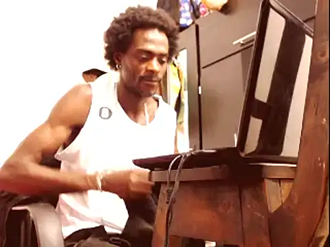 Snapshot of phillip-hot chatting on January 2025 08:58:01 PM phillip-hot online show from January 2025 08:58:01 PM