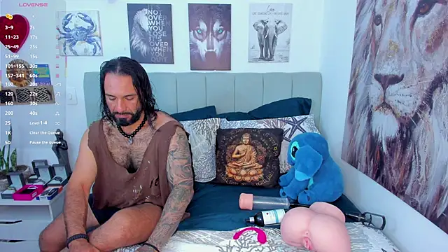 mr maik online show from November 2025 07:02:02 PM