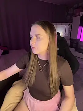 Lexi noah online show from November 2025 09:30:02 PM