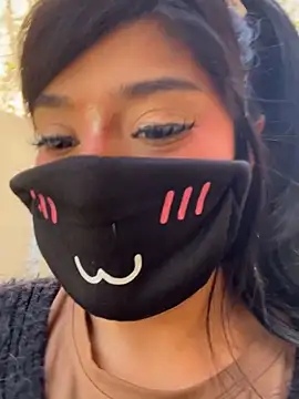 Onlypawzz online show from March 2026 04:36:01 PM