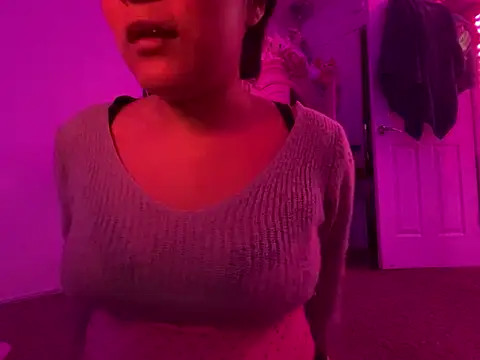 Onlypawzz online show from June 2026 12:31:02 PM