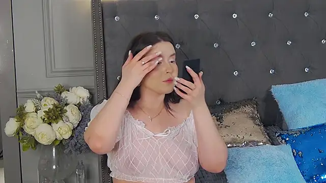 TrishaWinslet online show from January 2025 03:58:02 PM