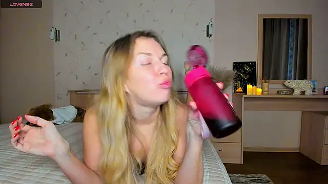 Jeanne Williams online show from January 2025 02:12:02 AM