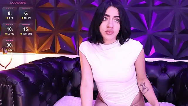 Snapshot of KasiaNoir_ chatting on November 2025 12:05:02 PM KasiaNoir online show from November 2025 12:05:02 PM