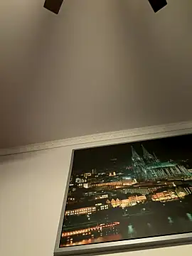 Hornyblond Bella online show from December 2025 06:07:01 AM